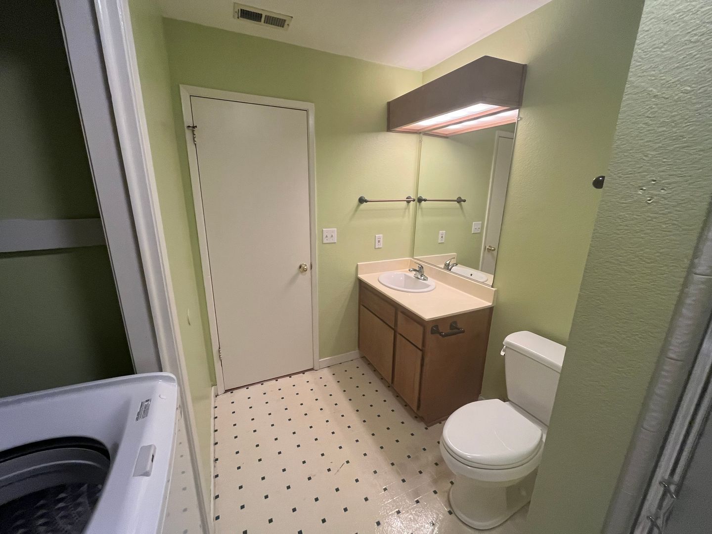 1523 Hood Rd Unit C - Sacramento - California - 2 bed, 2 bath rental property