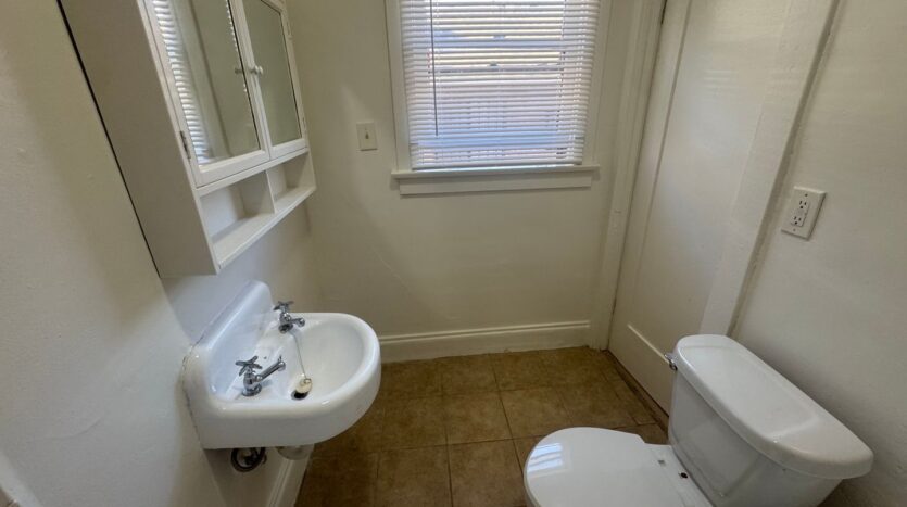 1538 E Third St  - Long Beach - California - 1 bath rental property