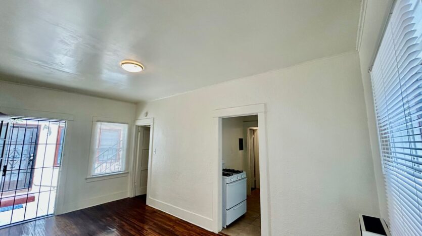 1538 E Third St  - Unit 11 - Long Beach - California - 1 bath rental property