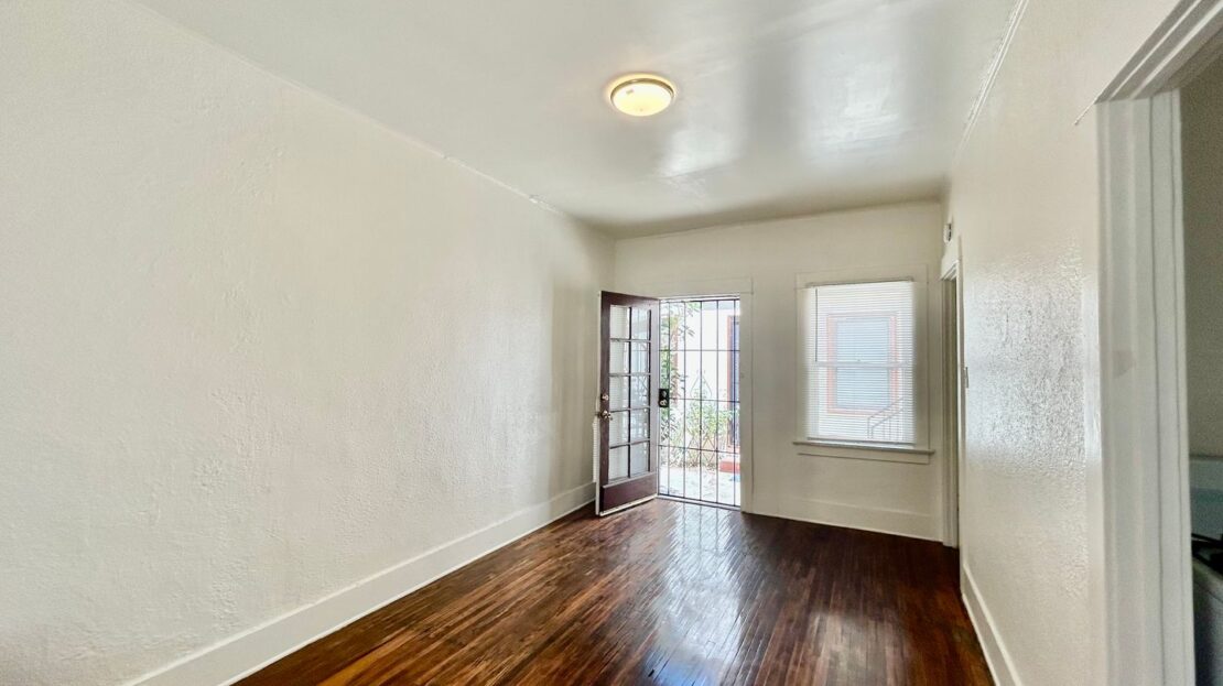 1538 E Third St  - Unit 11 - Long Beach - California - 1 bath rental property