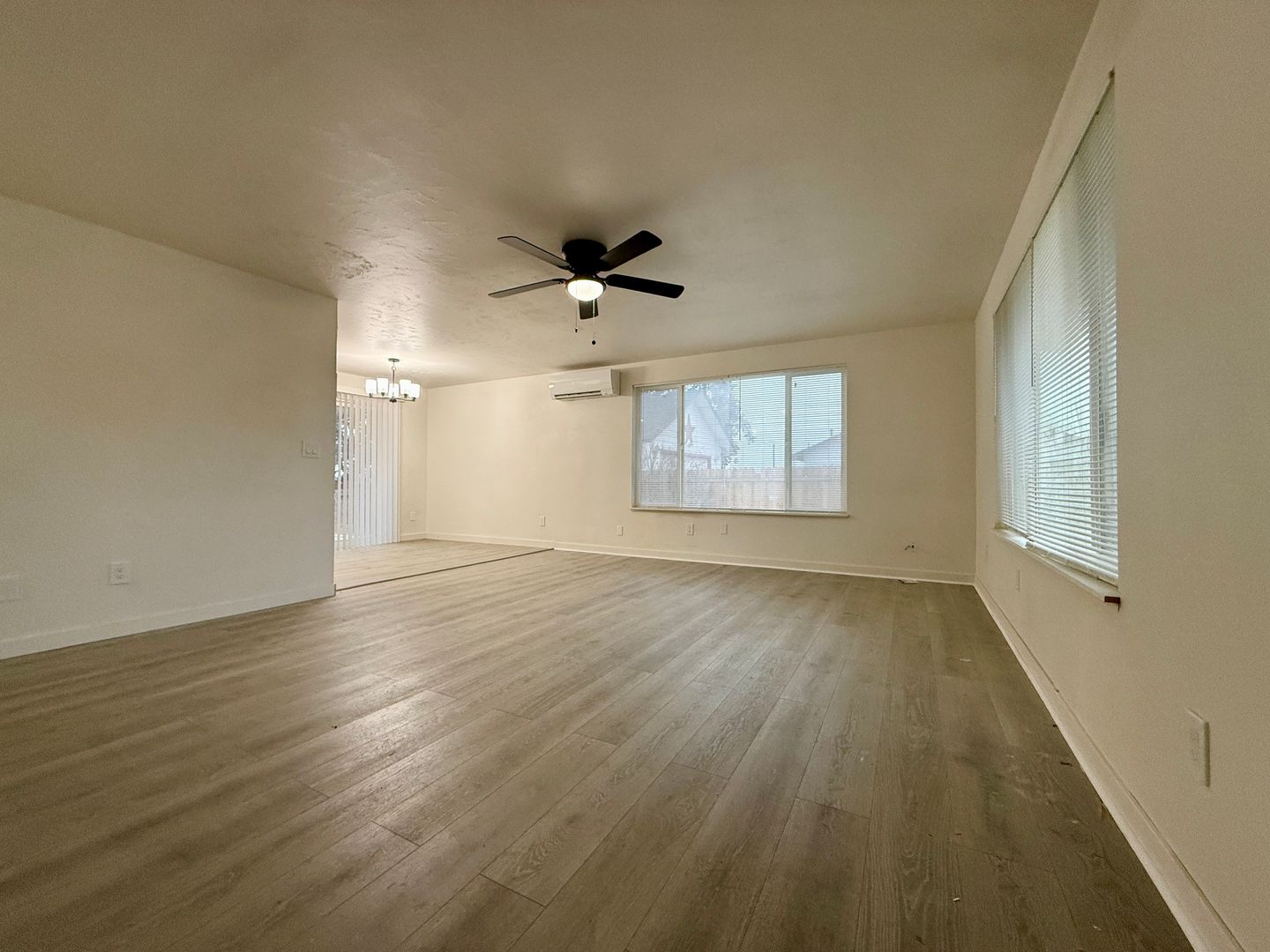 1543 NW Rimrock Dr - Redmond - Oregon - 3 bed, 1.5 bath rental property