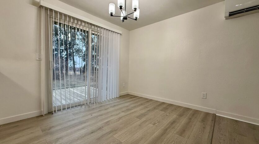 1543 NW Rimrock Dr - Redmond - Oregon - 3 bed, 1.5 bath rental property