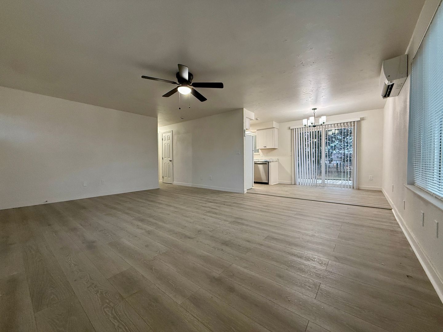 1543 NW Rimrock Dr - Redmond - Oregon - 3 bed, 1.5 bath rental property