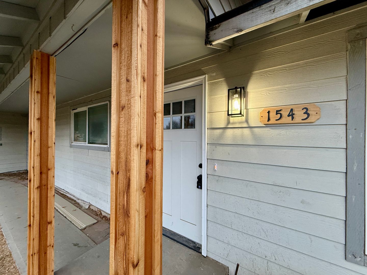 1543 NW Rimrock Dr - Redmond - Oregon - 3 bed, 1.5 bath rental property