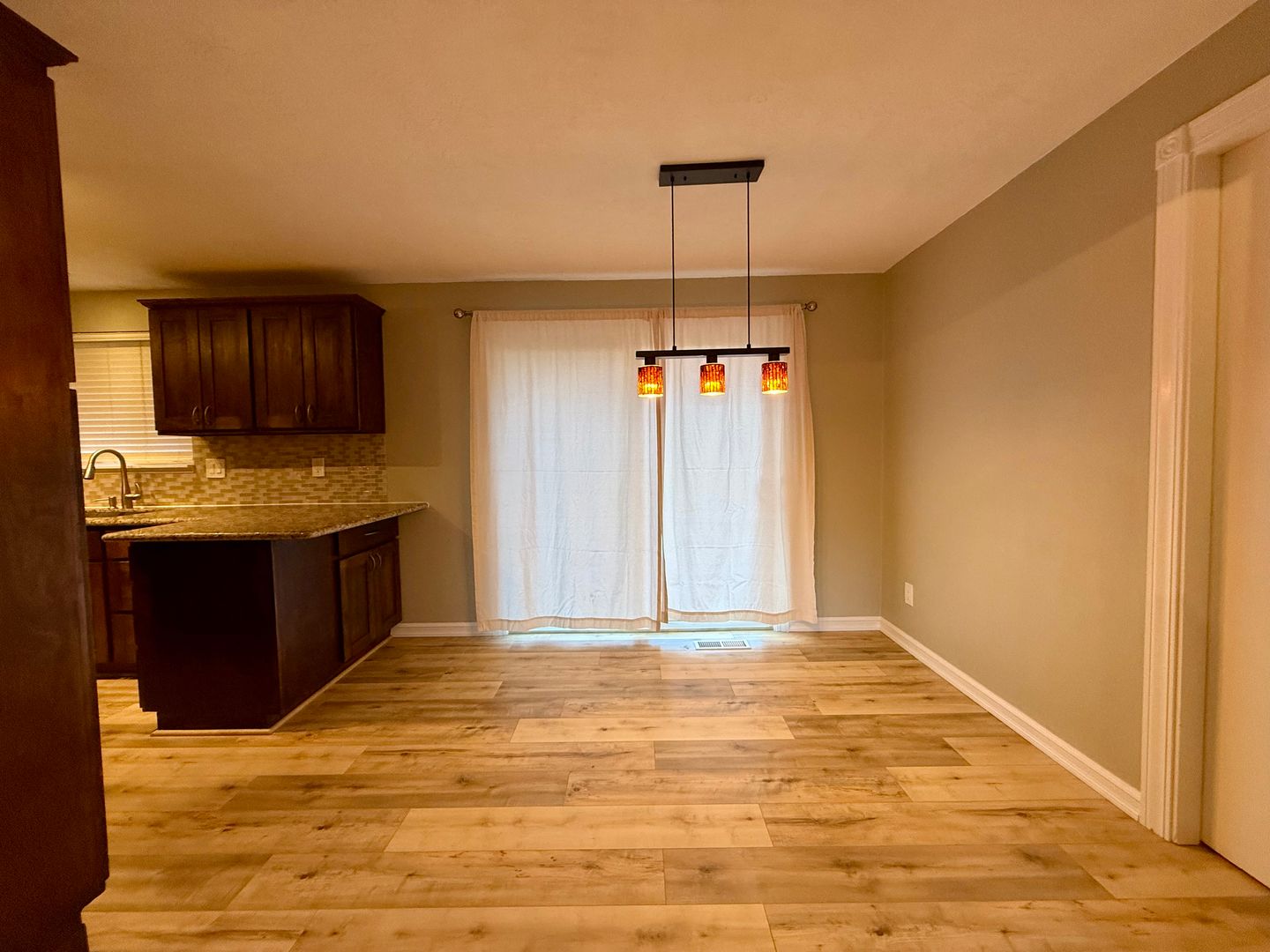 15571 SE Patricia Ct. - Milwaukie - Oregon - 3 bed, 2 bath rental property