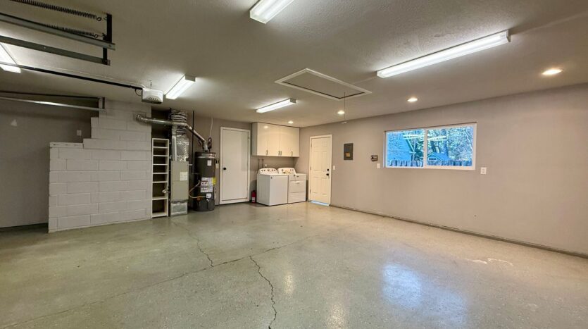 15571 SE Patricia Ct. - Milwaukie - Oregon - 3 bed, 2 bath rental property