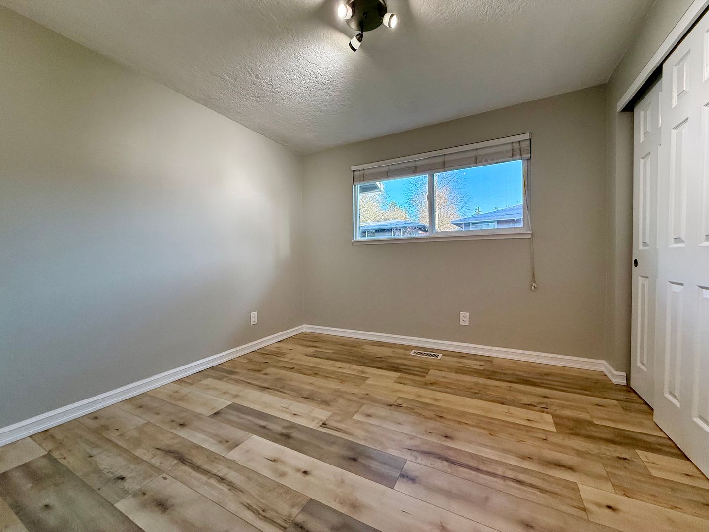 15571 SE Patricia Ct. - Milwaukie - Oregon - 3 bed, 2 bath rental property