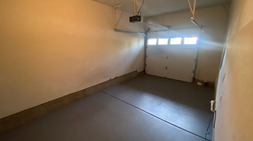 15626 NE Milton PL - Portland - Oregon - 3 bed, 2.5 bath rental property