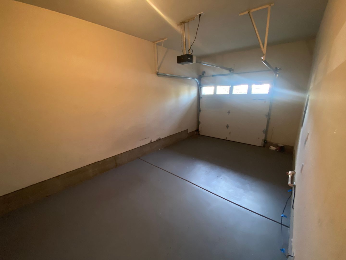 15626 NE Milton PL - Portland - Oregon - 3 bed, 2.5 bath rental property