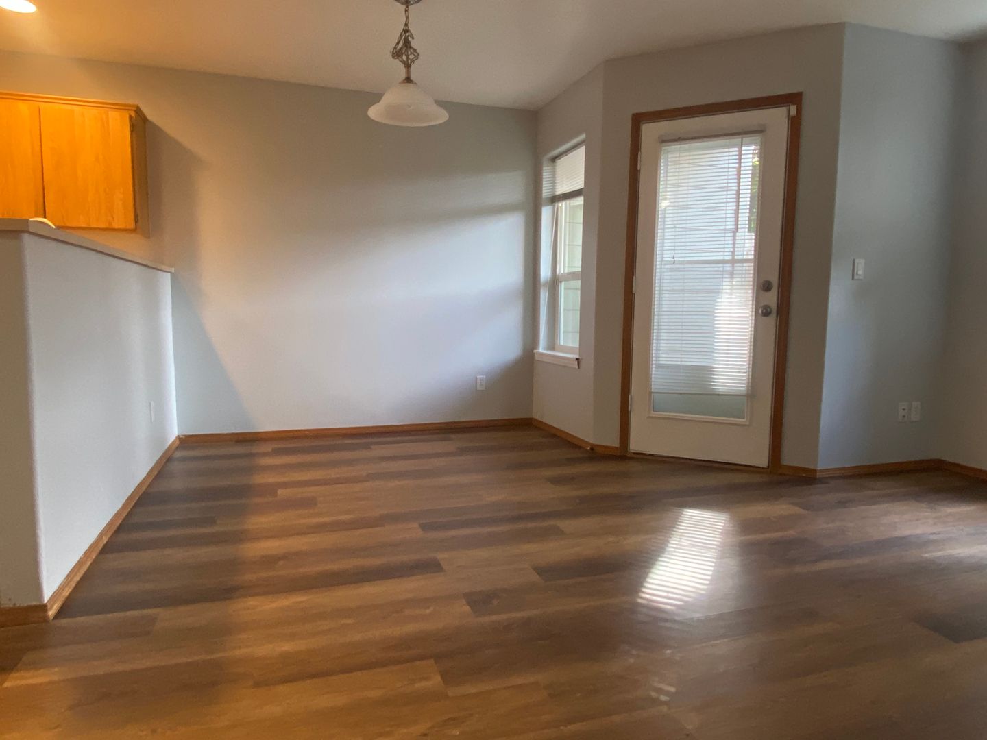 15626 NE Milton PL - Portland - Oregon - 3 bed, 2.5 bath rental property