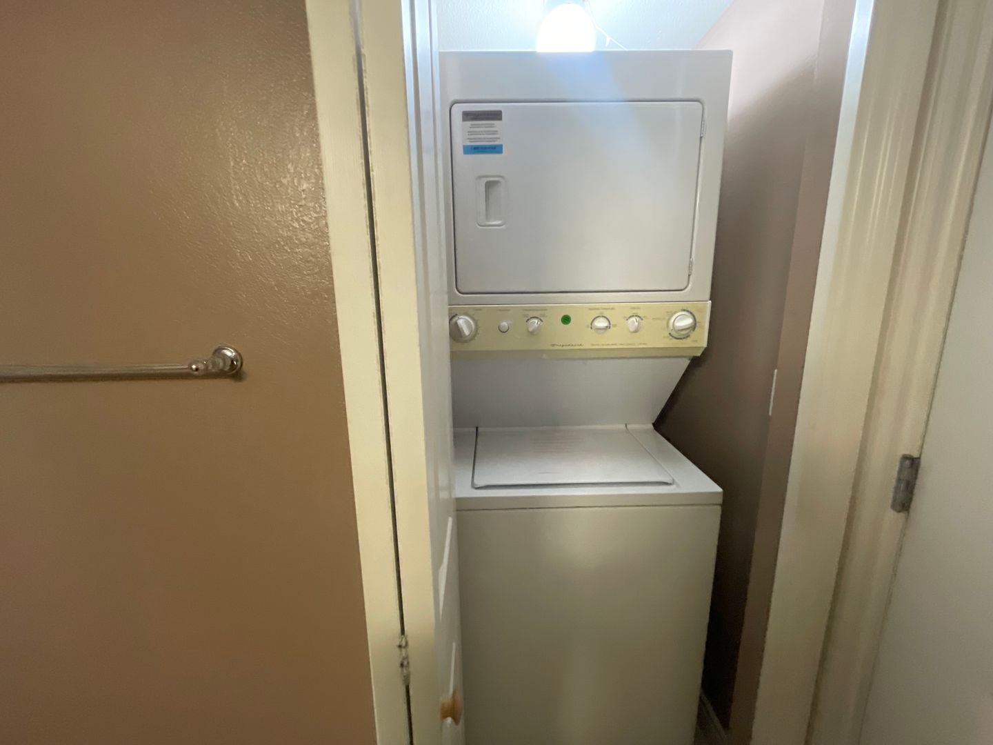 15956 E 14th Street Unit 310 - San Leandro - California - 2 bed, 2 bath rental property