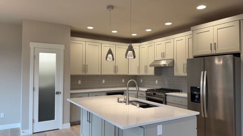 1606 106th PL SW - Everett - Washington - 3 bed, 2.5 bath rental property