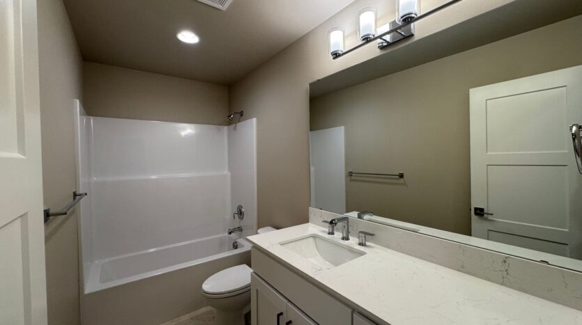 1606 106th PL SW - Everett - Washington - 3 bed, 2.5 bath rental property