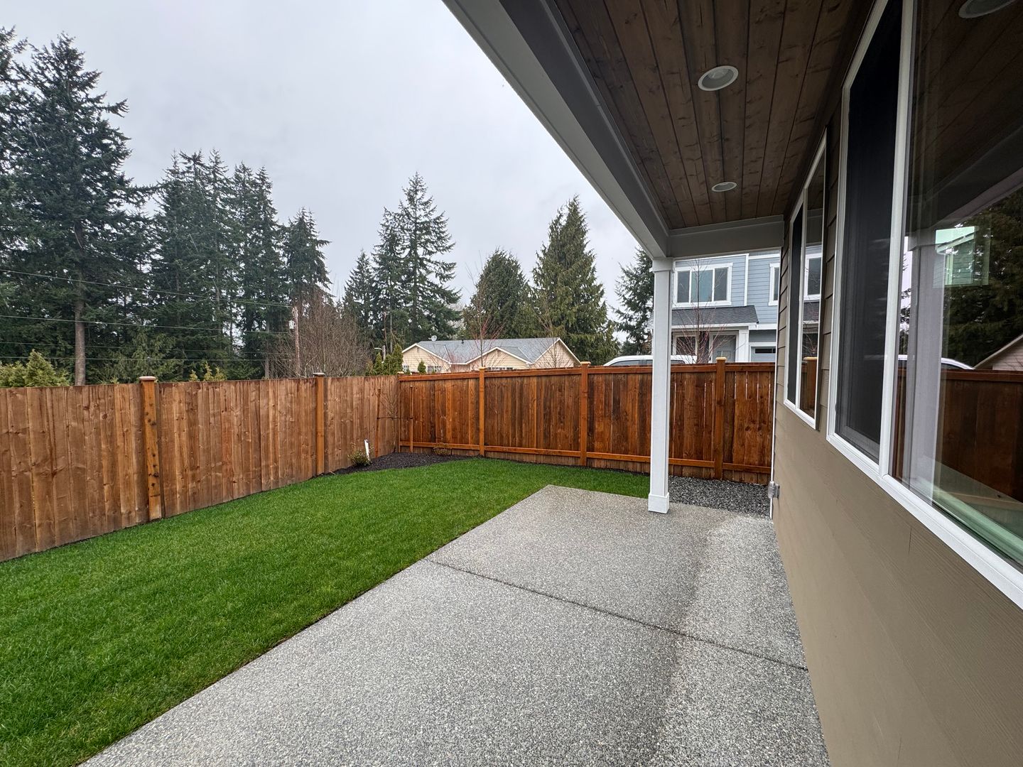 1606 106th PL SW - Everett - Washington - 3 bed, 2.5 bath rental property