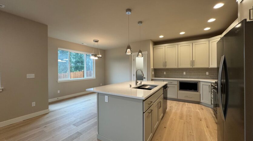 1606 106th PL SW - Everett - Washington - 3 bed, 2.5 bath rental property