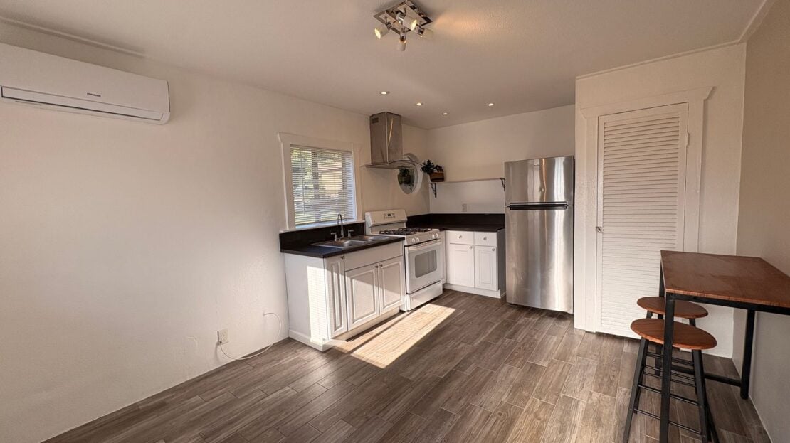 16475 Canyon Hills Rd. - Chino Hills - California - 1 bed, 1 bath rental property