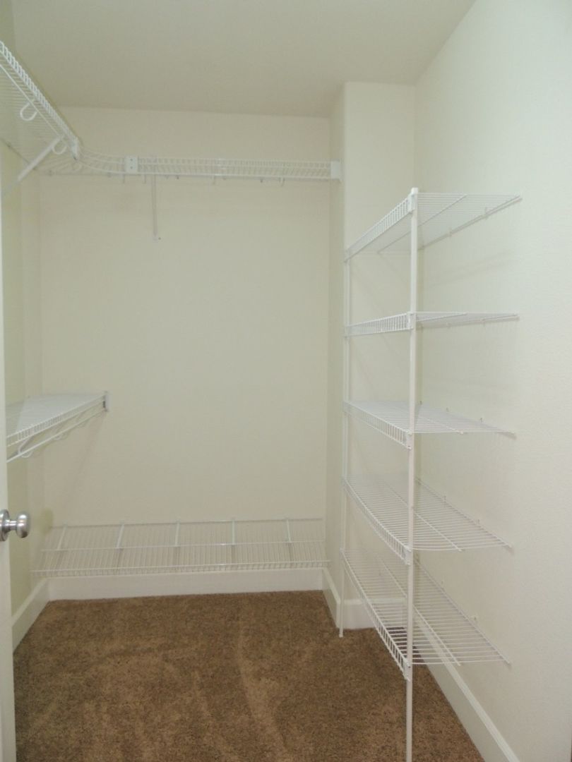 16733 NE Halsey St. - Portland - Oregon - 3 bed, 2.5 bath rental property