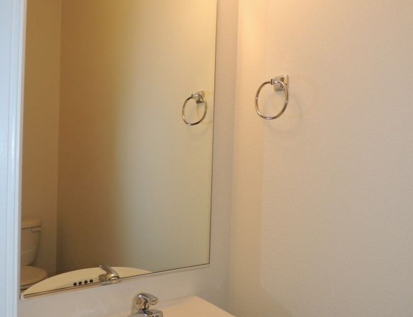 16733 NE Halsey St. - Portland - Oregon - 3 bed, 2.5 bath rental property