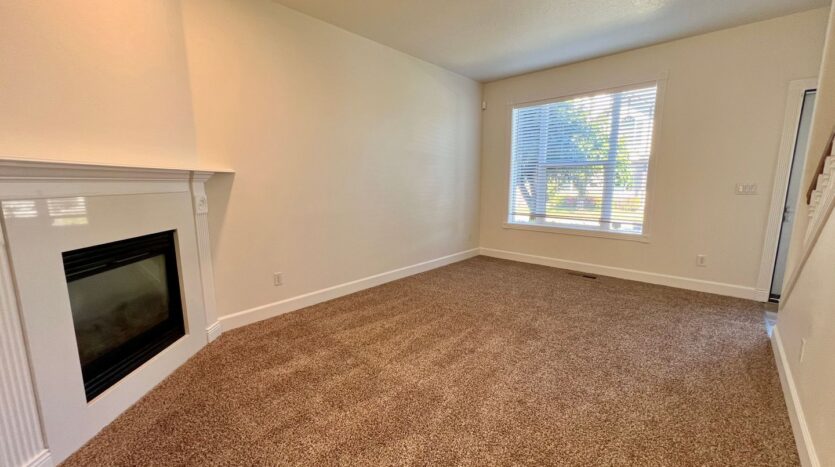 16733 NE Halsey St. - Portland - Oregon - 3 bed, 2.5 bath rental property