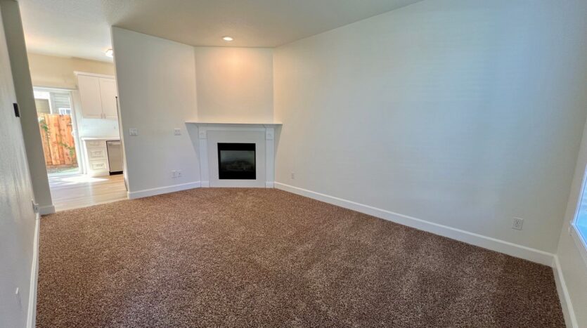 16733 NE Halsey St. - Portland - Oregon - 3 bed, 2.5 bath rental property