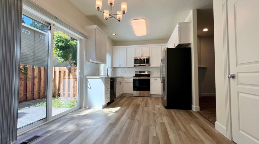16733 NE Halsey St. - Portland - Oregon - 3 bed, 2.5 bath rental property