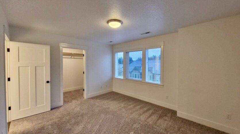 16769 Champion Way  - Sandy - Oregon - 3 bed, 2 bath rental property