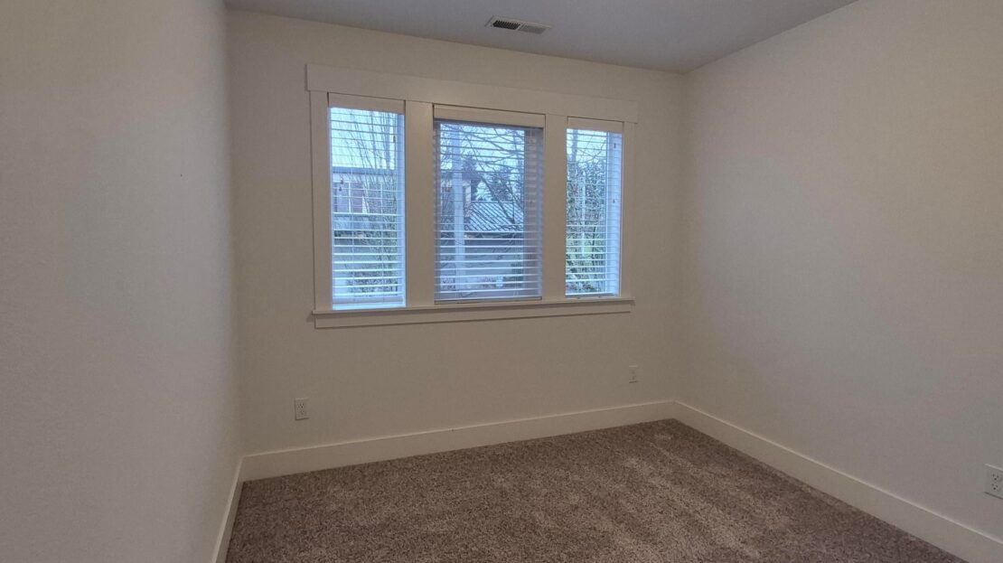 16769 Champion Way  - Sandy - Oregon - 3 bed, 2 bath rental property