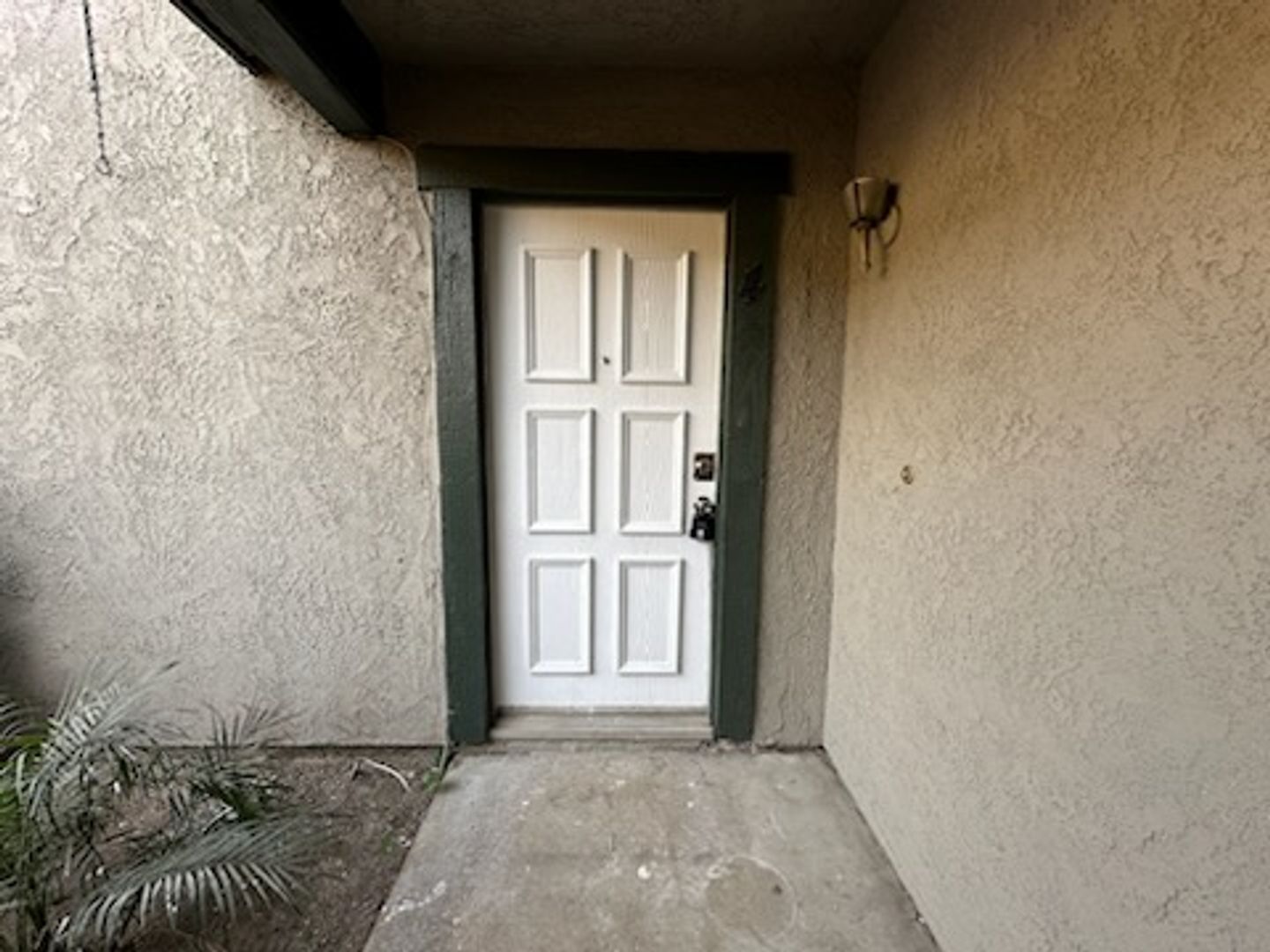 1708 Fairfield Ct - Ontario - California - 2 bed, 1 bath rental property