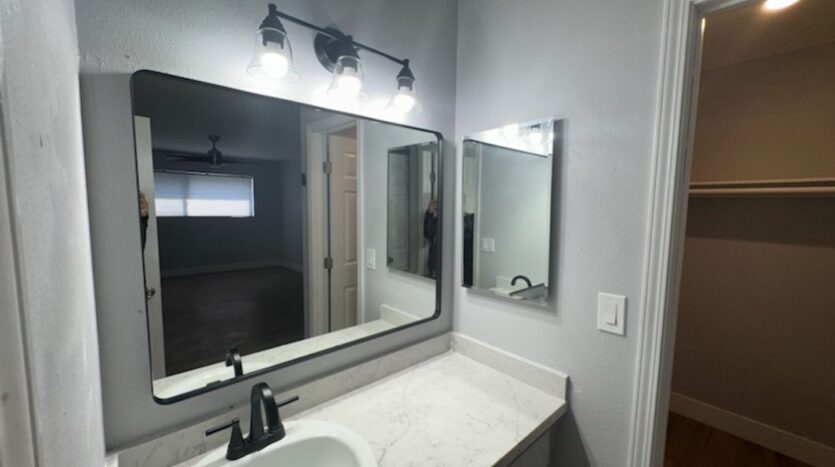 1708 Fairfield Ct - Ontario - California - 2 bed, 1 bath rental property