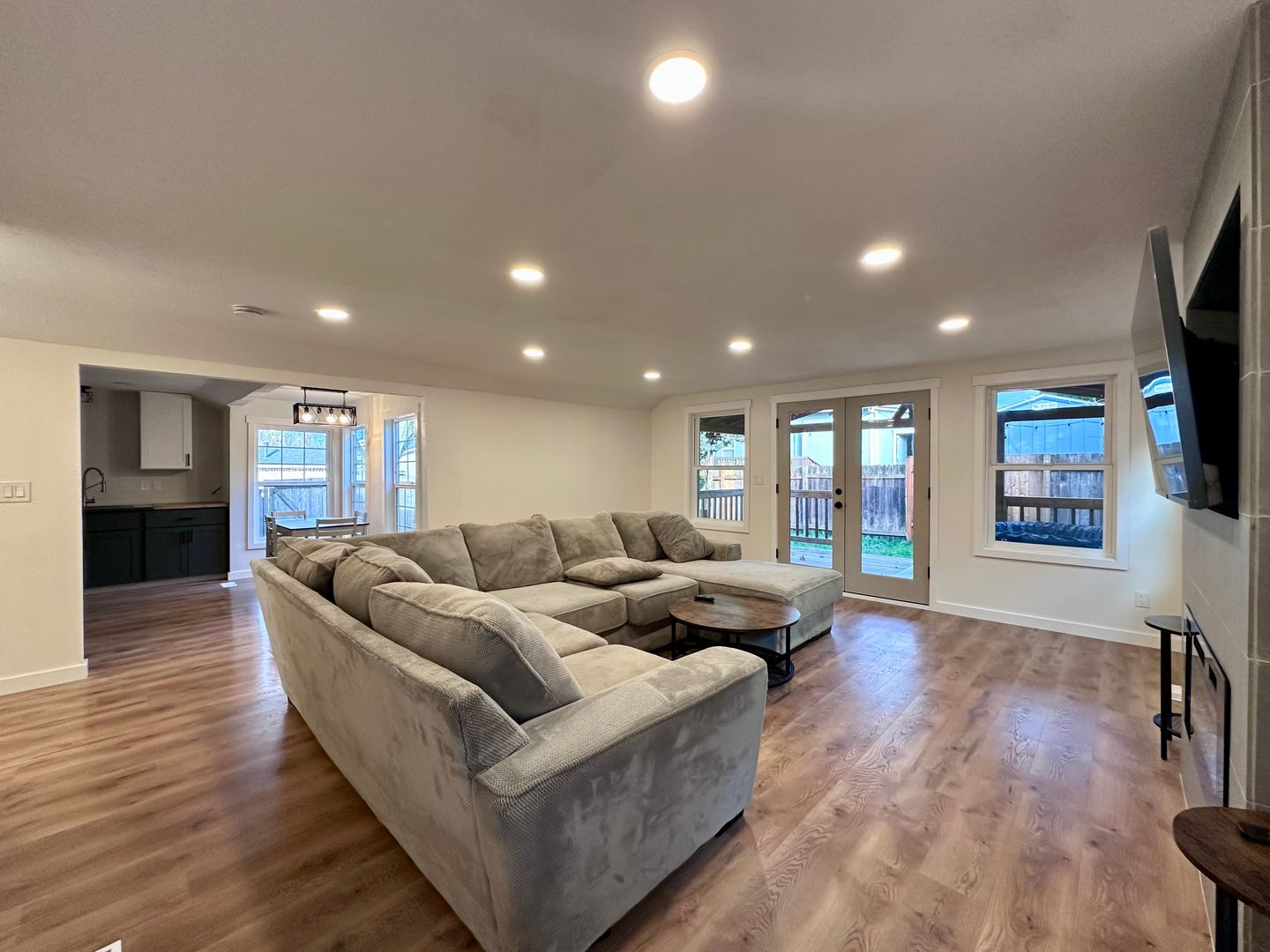 18930 SW Wildcat Ln - Beaverton - Oregon - 3 bed, 2 bath rental property