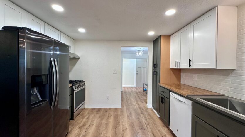 18930 SW Wildcat Ln - Beaverton - Oregon - 3 bed, 2 bath rental property