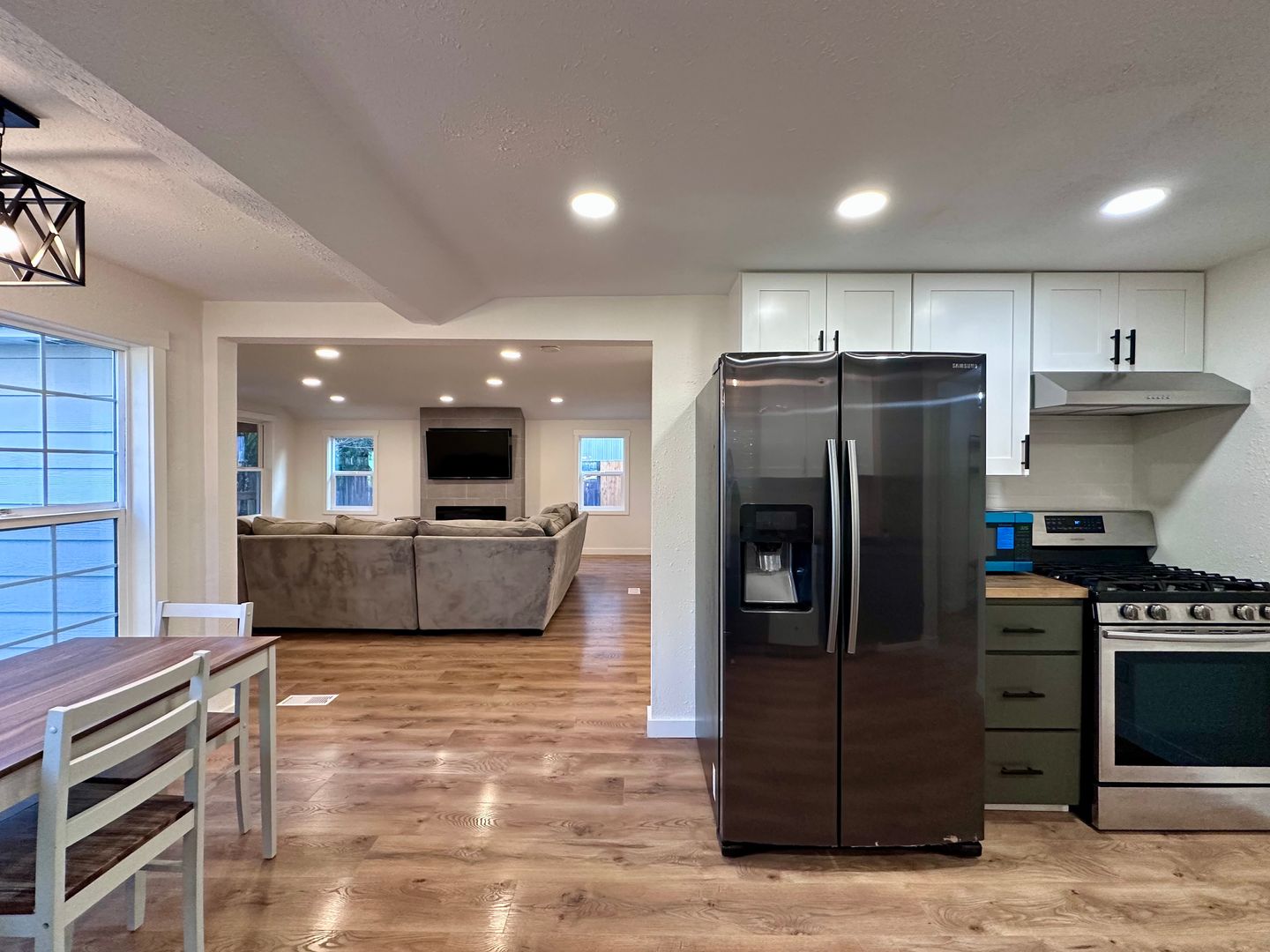 18930 SW Wildcat Ln - Beaverton - Oregon - 3 bed, 2 bath rental property