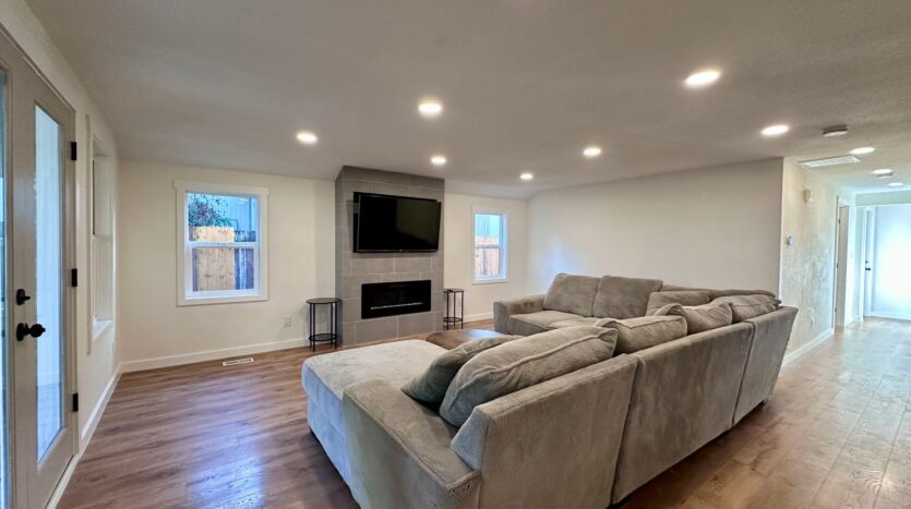 18930 SW Wildcat Ln - Beaverton - Oregon - 3 bed, 2 bath rental property