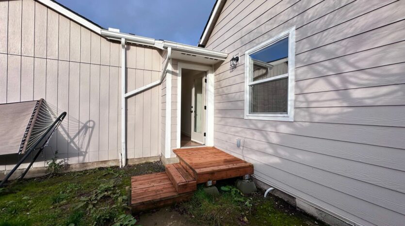 18930 SW Wildcat Ln - Beaverton - Oregon - 3 bed, 2 bath rental property