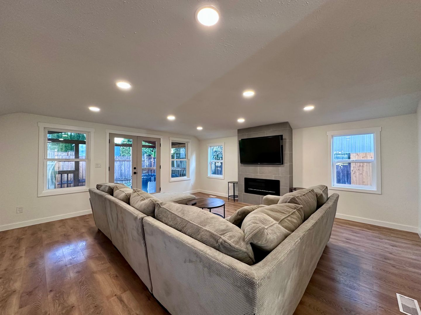 18930 SW Wildcat Ln - Beaverton - Oregon - 3 bed, 2 bath rental property