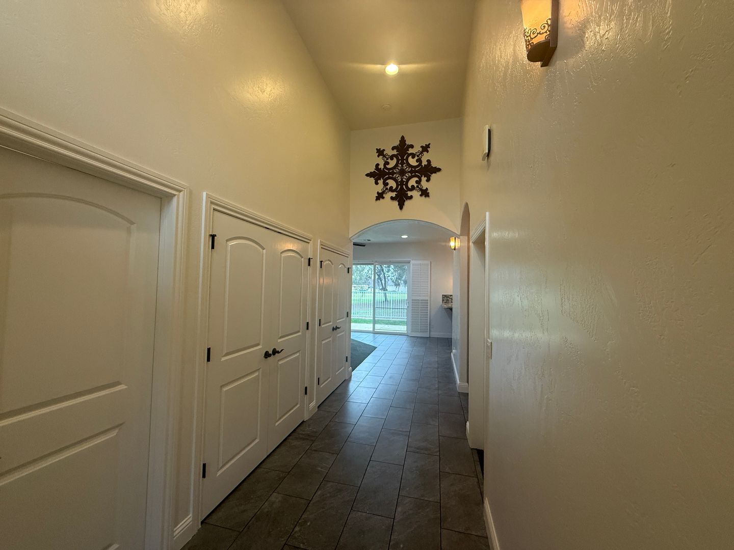 190 Lake Drive - Lemoore - California - 2 bed, 2 bath rental property