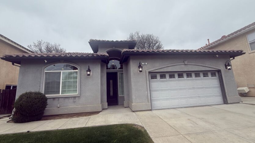 190 Lake Drive - Lemoore - California - 2 bed, 2 bath rental property