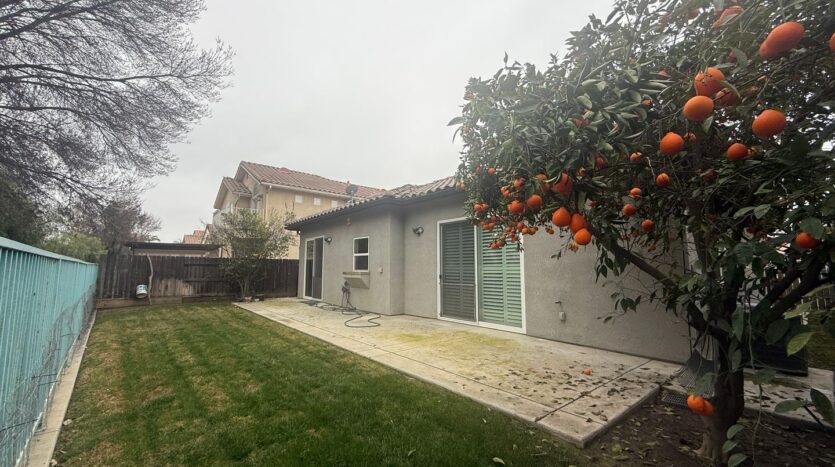 190 Lake Drive - Lemoore - California - 2 bed, 2 bath rental property