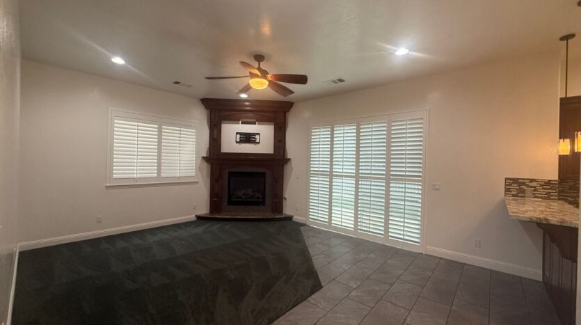 190 Lake Drive - Lemoore - California - 2 bed, 2 bath rental property