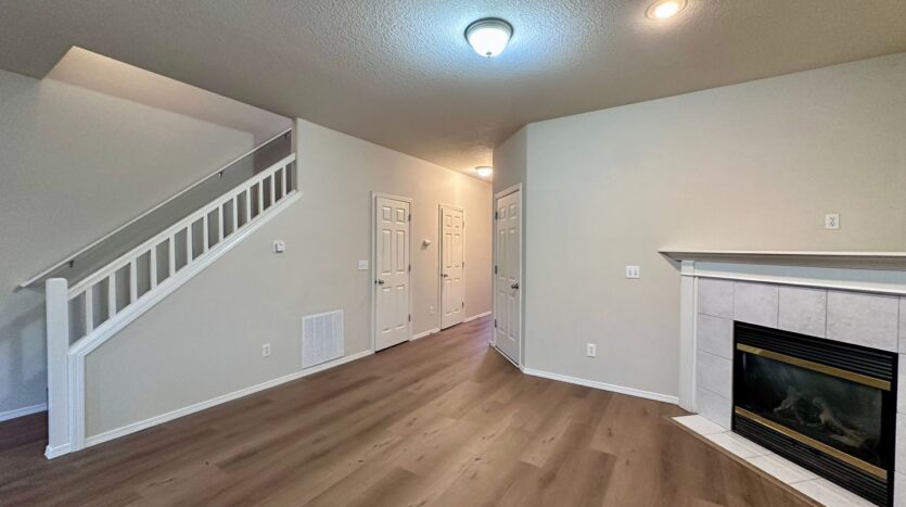 19135 SW Fernshire Ln - Aloha - Oregon - 3 bed, 3 bath rental property