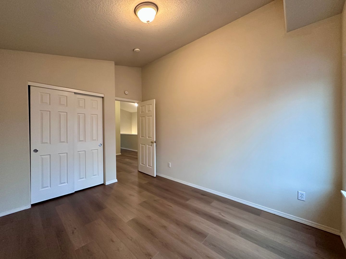 19135 SW Fernshire Ln - Aloha - Oregon - 3 bed, 3 bath rental property