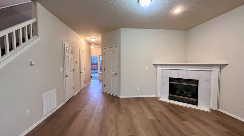 19135 SW Fernshire Ln - Aloha - Oregon - 3 bed, 3 bath rental property