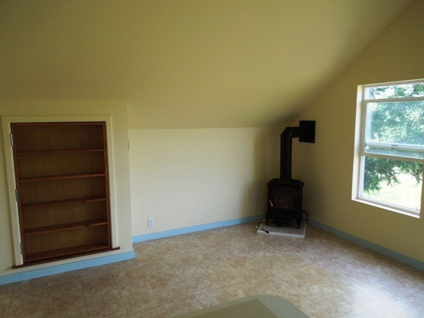 1923 MT Baker Hwy - Bellingham - Washington - 1 bed, 1 bath rental property