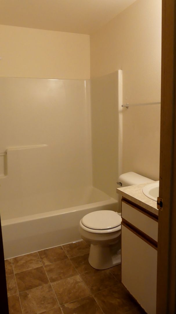 19927 NE Halsey St. - #103 - Portland - Oregon - 3 bed, 2.5 bath rental property