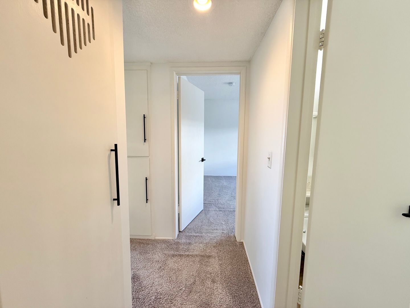 2225 Glenneyre St, #I - Laguna Beach - California - 2 bed, 1 bath rental property