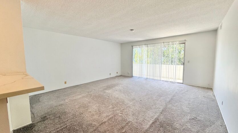 2225 Glenneyre St, #I - Laguna Beach - California - 2 bed, 1 bath rental property