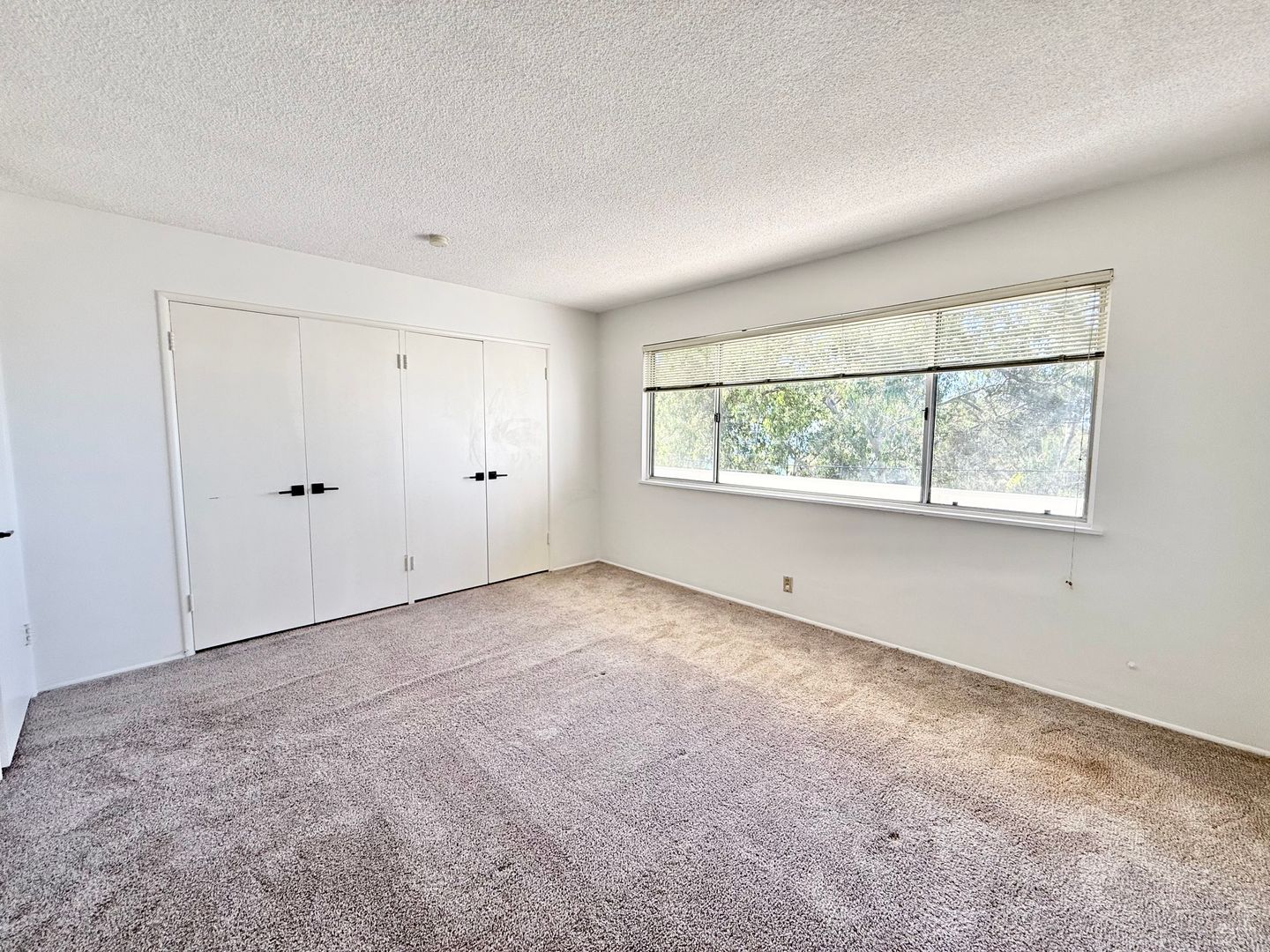 2225 Glenneyre St, #I - Laguna Beach - California - 2 bed, 1 bath rental property