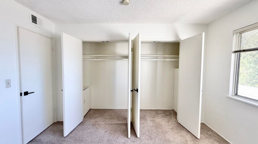 2225 Glenneyre St, #I - Laguna Beach - California - 2 bed, 1 bath rental property