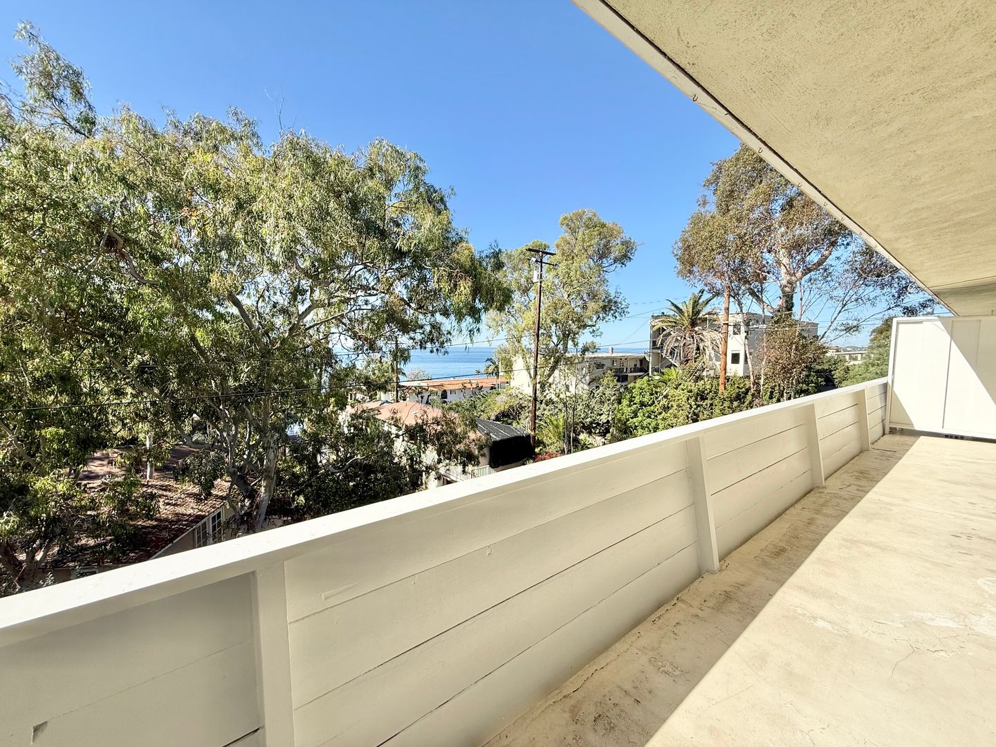 2225 Glenneyre St, #I - Laguna Beach - California - 2 bed, 1 bath rental property