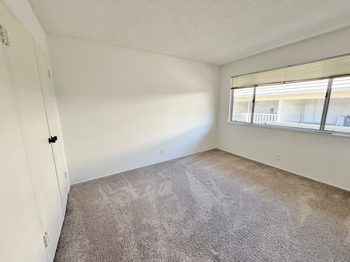 2225 Glenneyre St, #I - Laguna Beach - California - 2 bed, 1 bath rental property